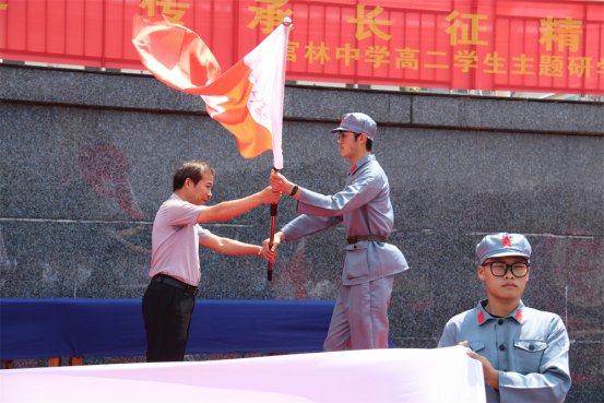 官林中学(官林中学宿舍内照片)