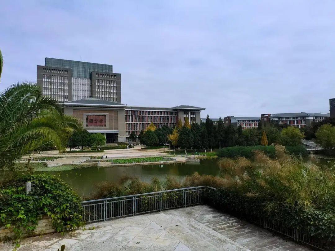 云南师范大学研究生(云南师范大学研究生分数线)